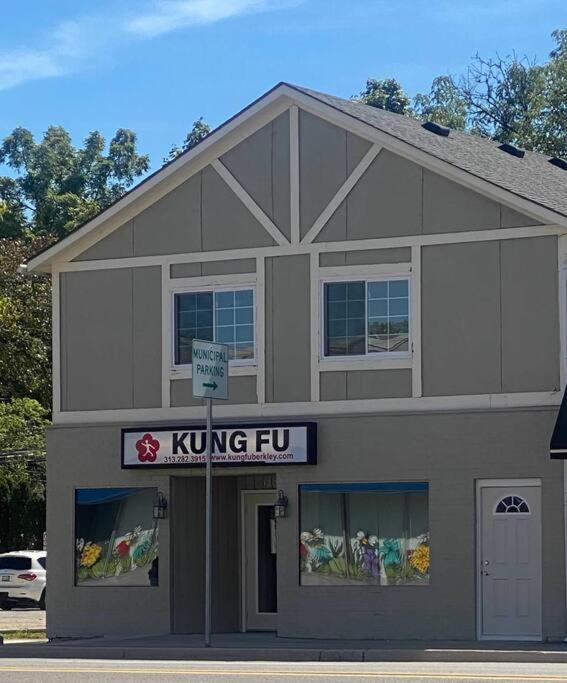 City Experience in the Heart of Downtown Berkley